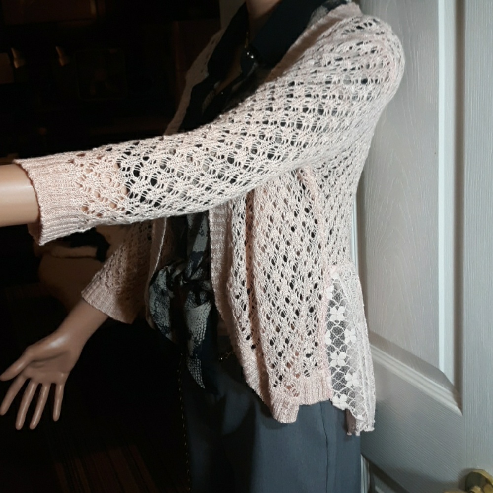 Cardigan - Picture 2 of 7